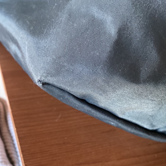 Longchamp Le Pliage Tote - Picture 7 of 13